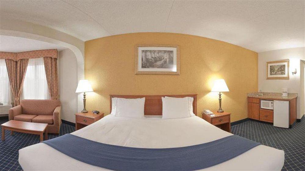 Holiday Inn Express & Suites Nashville-I-40 & I-24 Dış mekan fotoğraf